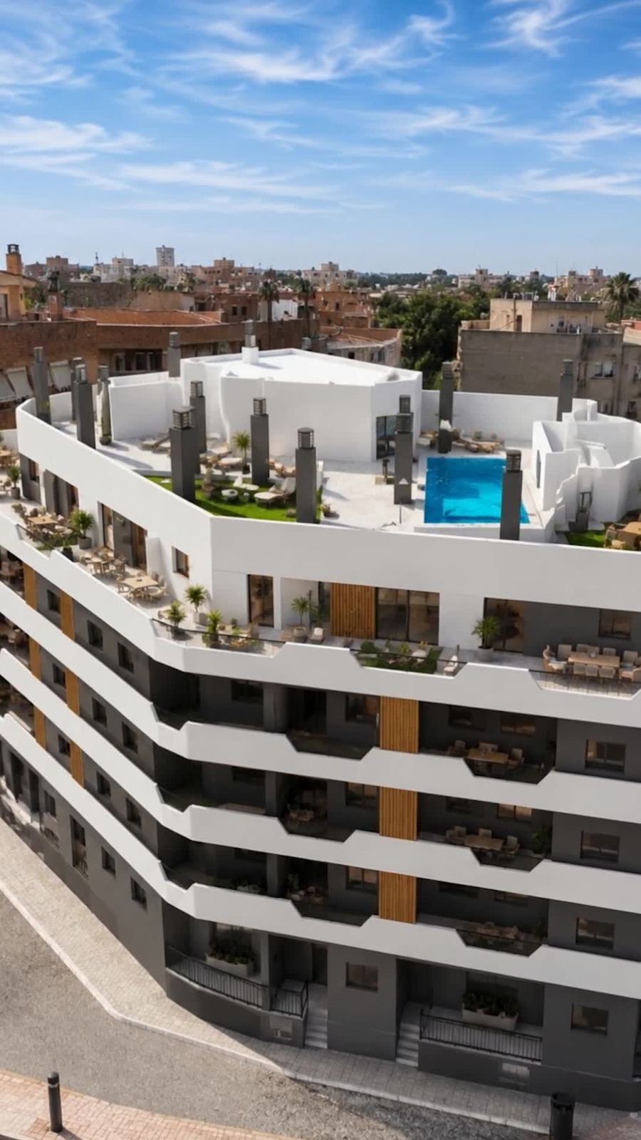 Sea Essence 2 Santa Pola — tarasy apartamentów i basen na dachu